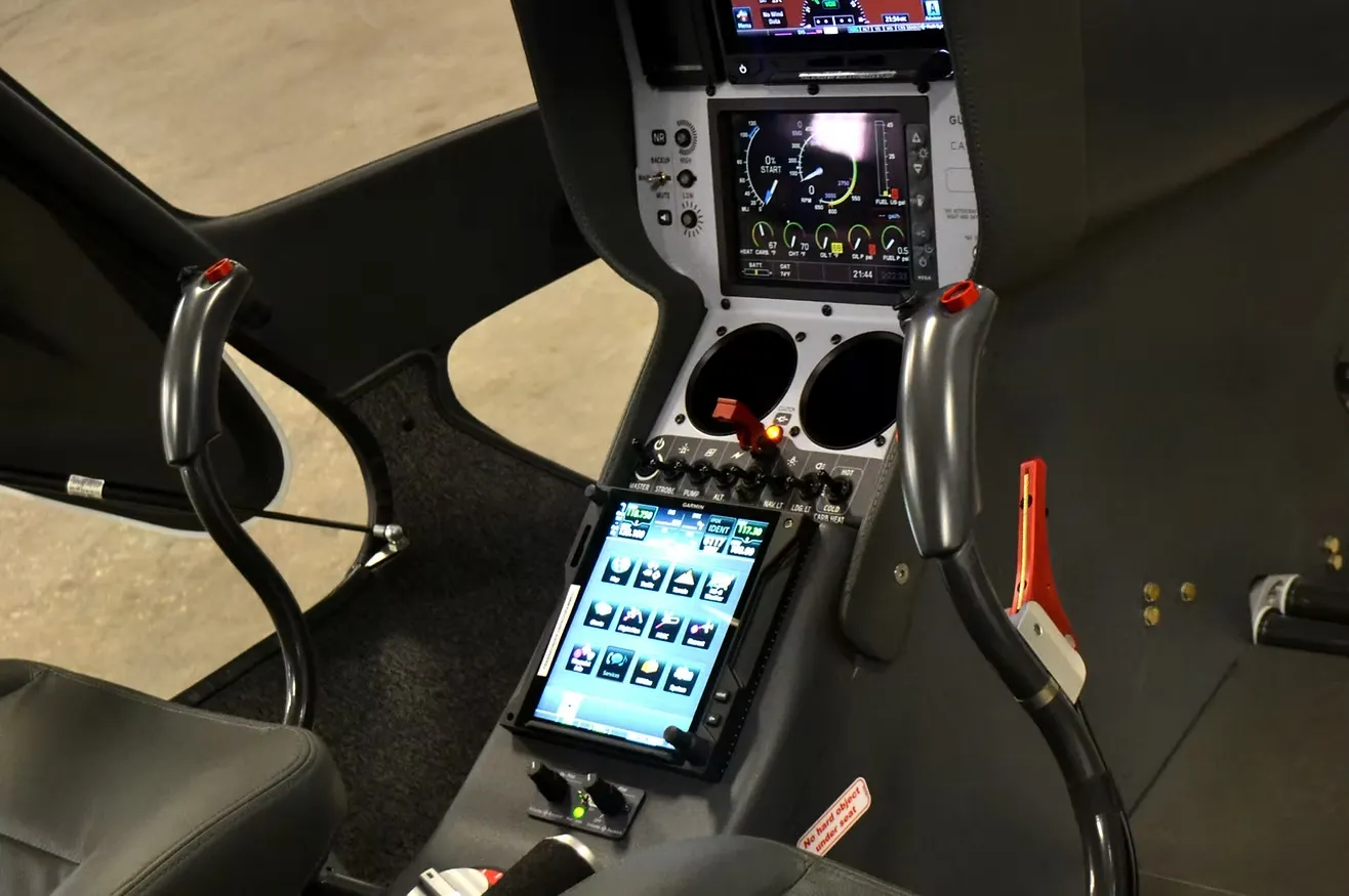 Helicopter instrument panel